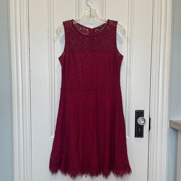 Reitmans Lace Burgundy Midi Dress - Picture 1 of 3